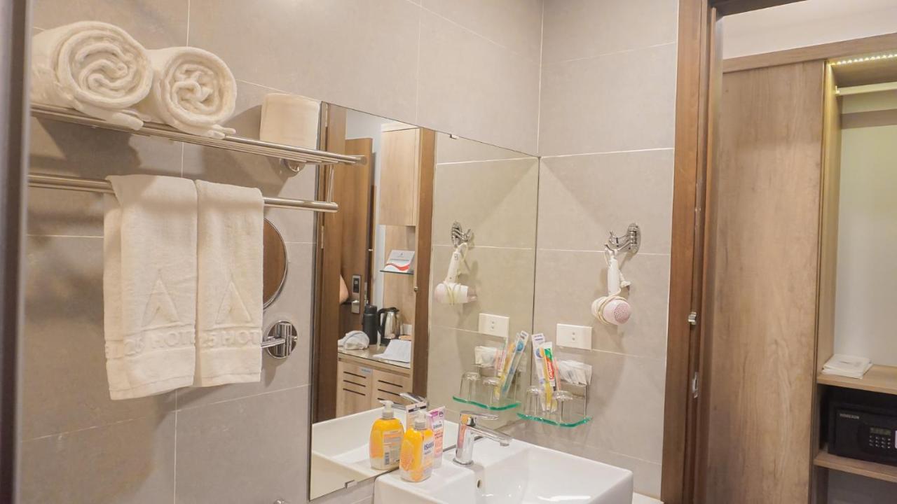 A25 Hotel - Hoang Dao Thuy 1 Hanoi Luaran gambar